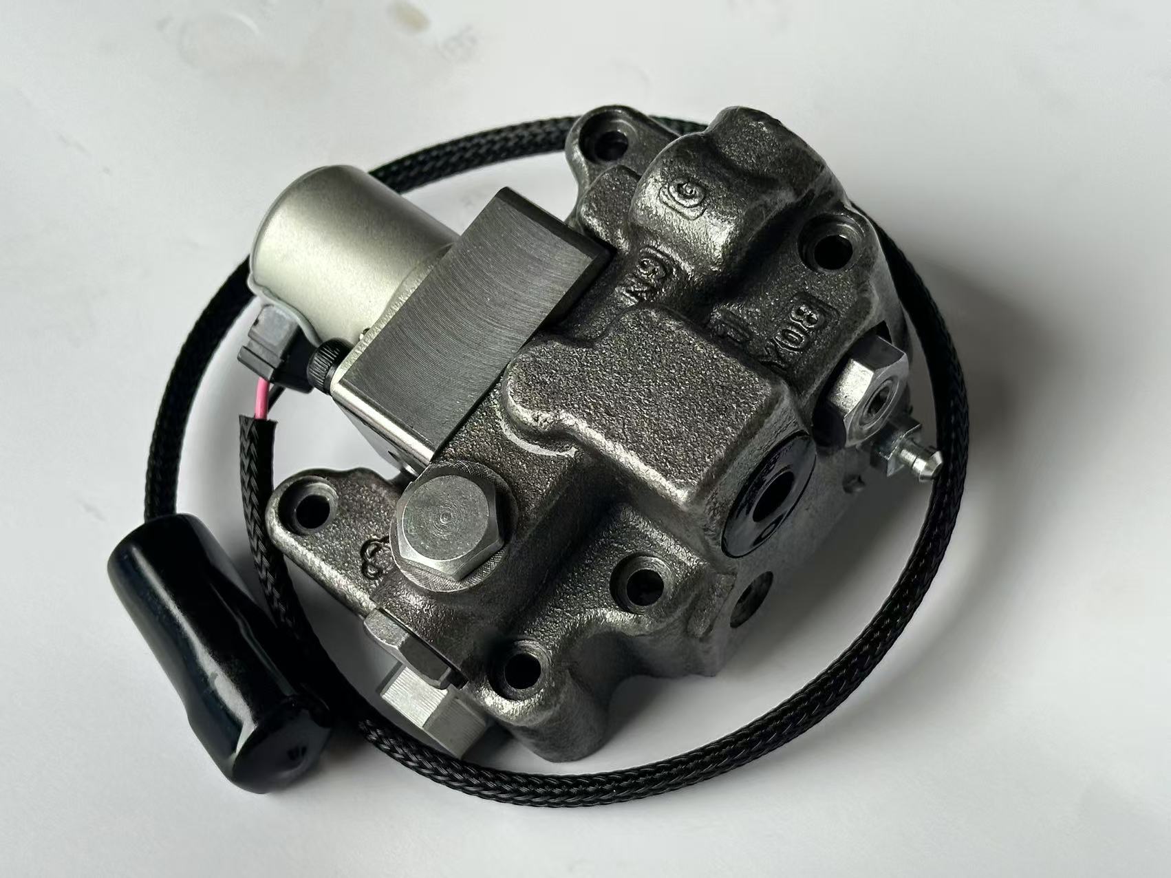 PC600-8 FAN PUMP VALVE,708-1U-03340