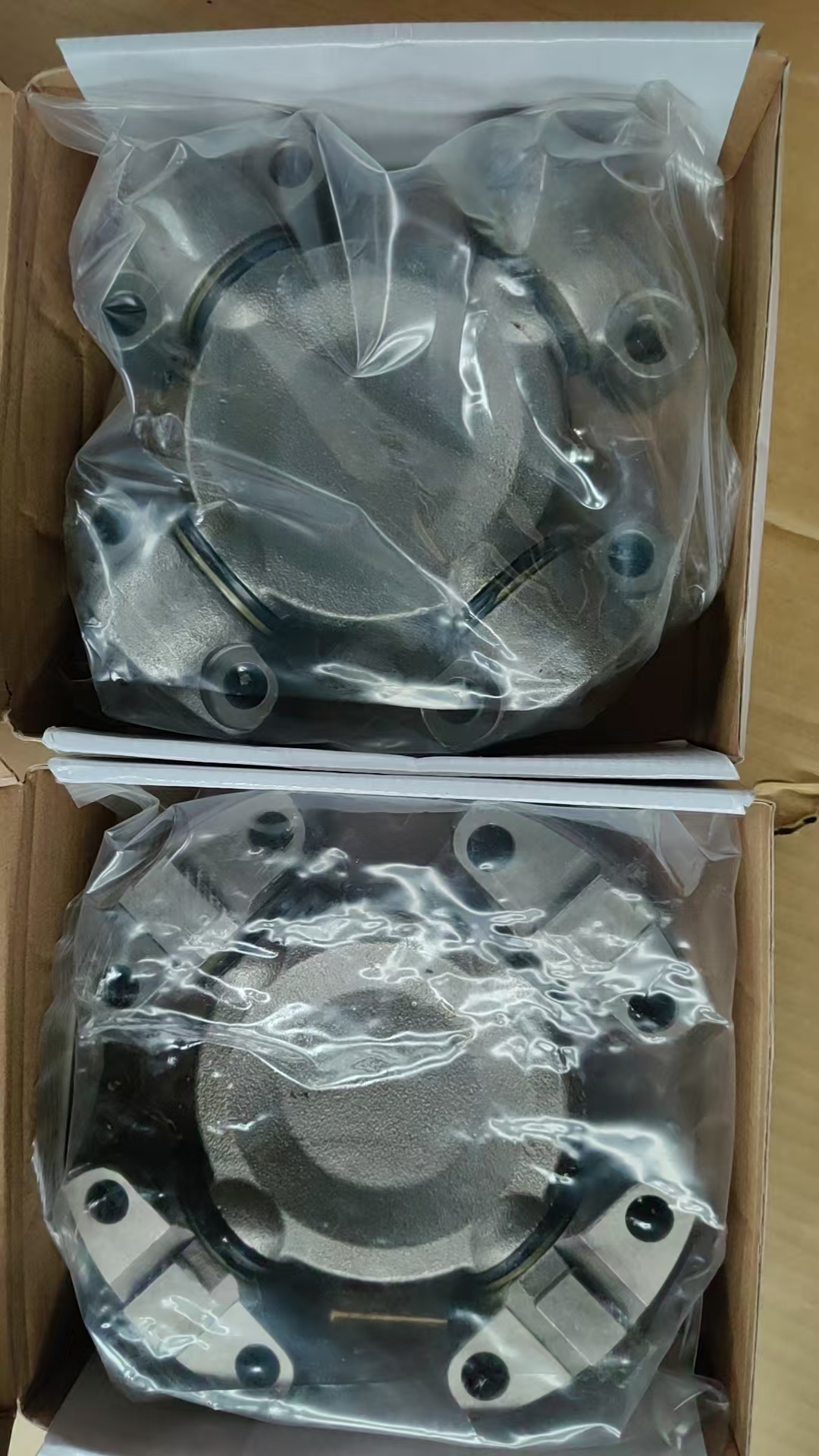 WA470-3 SPIDER ASSY,421-20-12620