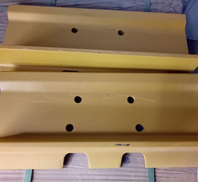 Supply D65PX-15 track shoes 14X-32-11370